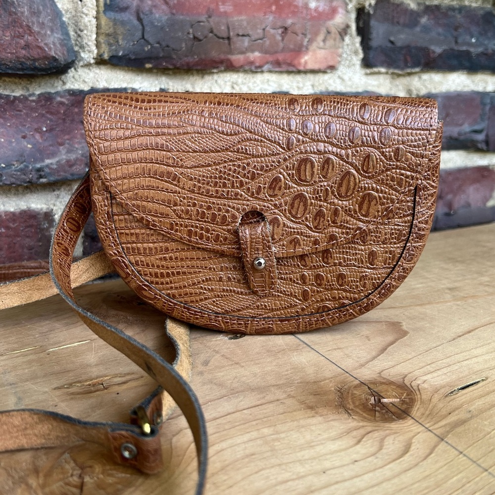 Vintage mini crocodile style leather purse/belt purse